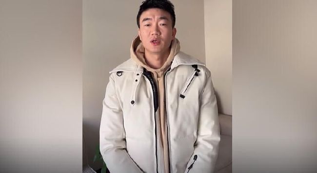 美女脱个精光视频