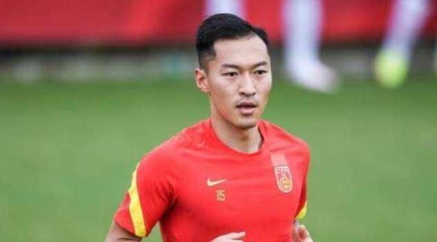 大乳警花自愿被俱乐部调教